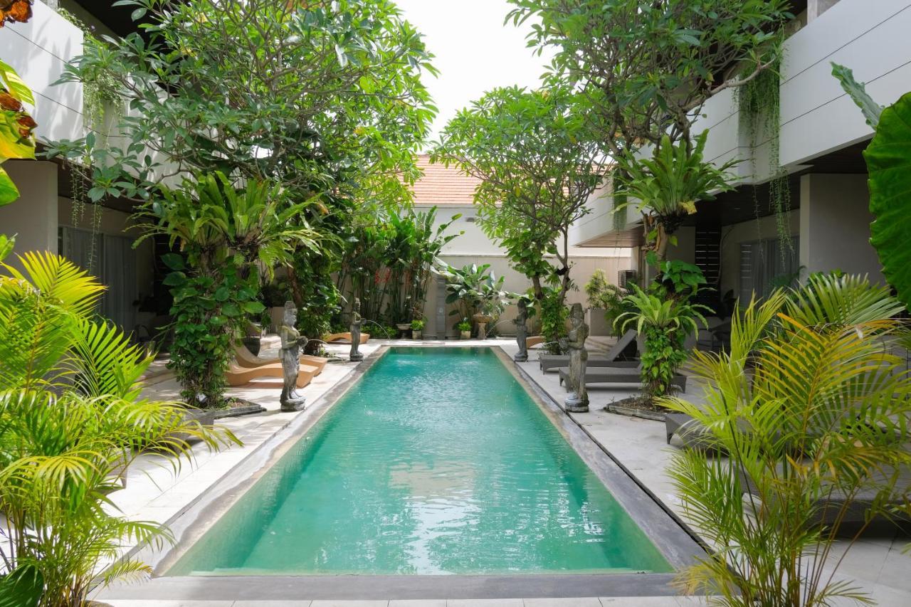 Aparthotel Swiss-Belcourt Sunset Seminyak Exterior foto