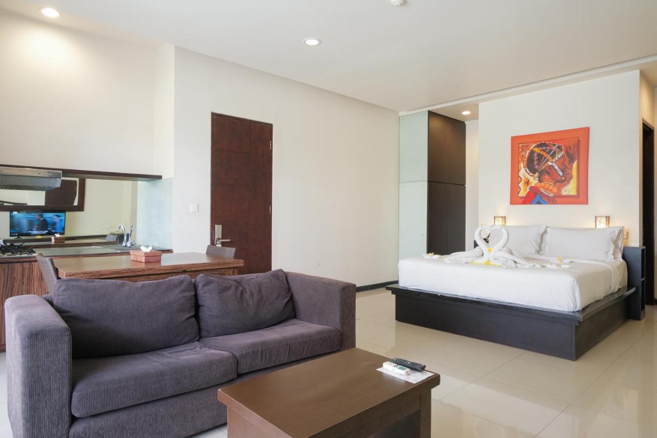 Aparthotel Swiss-Belcourt Sunset Seminyak Exterior foto
