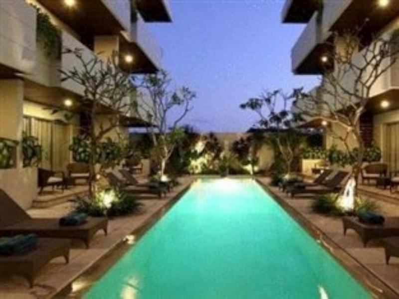 Aparthotel Swiss-Belcourt Sunset Seminyak Exterior foto