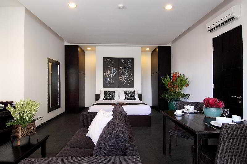 Aparthotel Swiss-Belcourt Sunset Seminyak Exterior foto